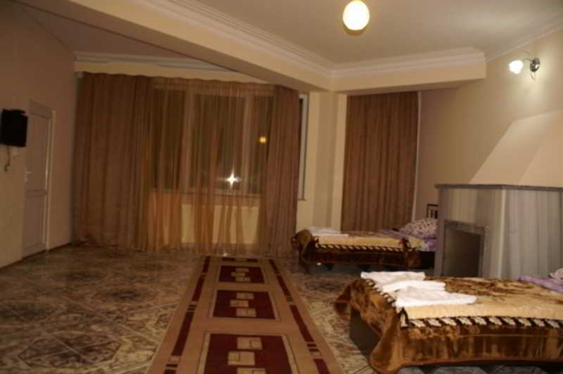Europa+T Hotel Tiflis Exterior foto