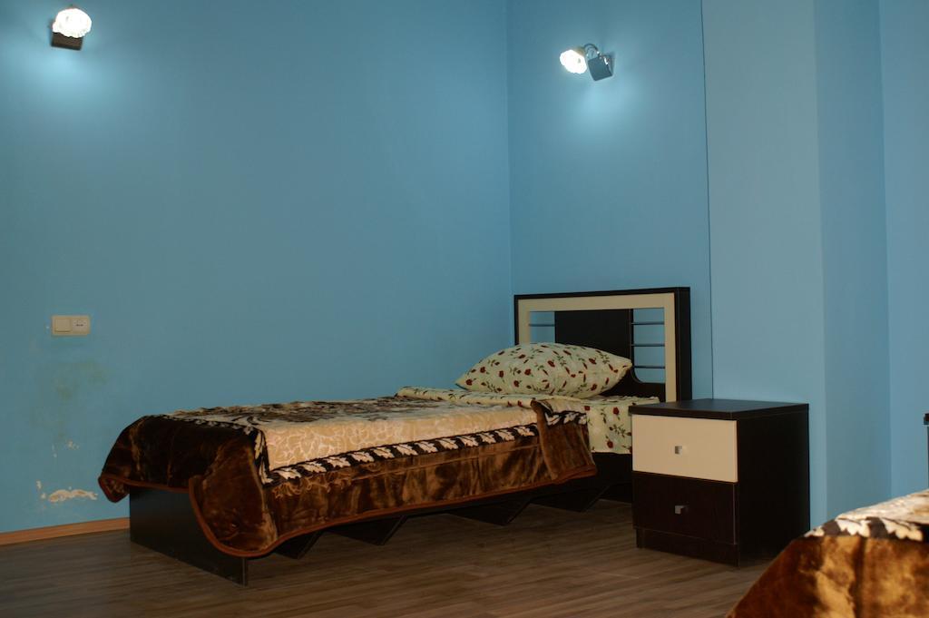Europa+T Hotel Tiflis Habitación foto