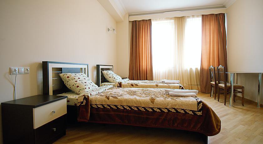 Europa+T Hotel Tiflis Habitación foto