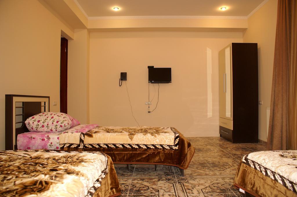 Europa+T Hotel Tiflis Habitación foto