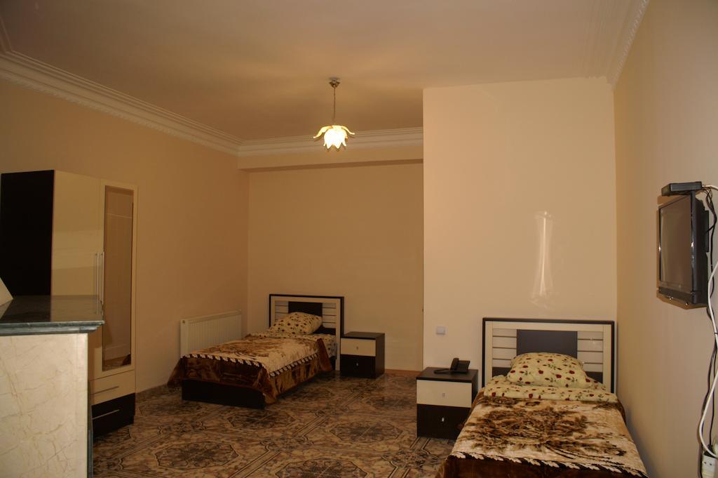Europa+T Hotel Tiflis Exterior foto