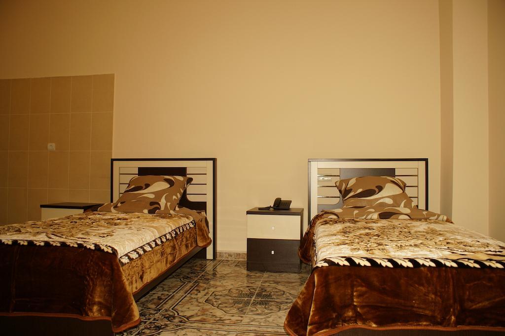Europa+T Hotel Tiflis Habitación foto